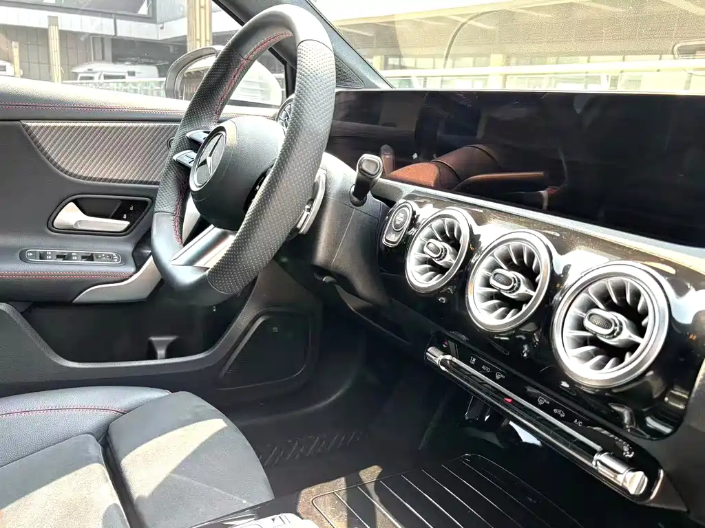 Mercedes-Benz A-Class 2023