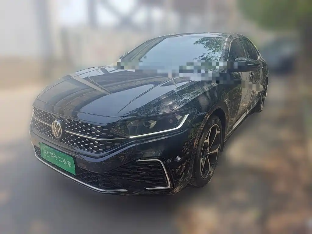 Volkswagen Passat 2024