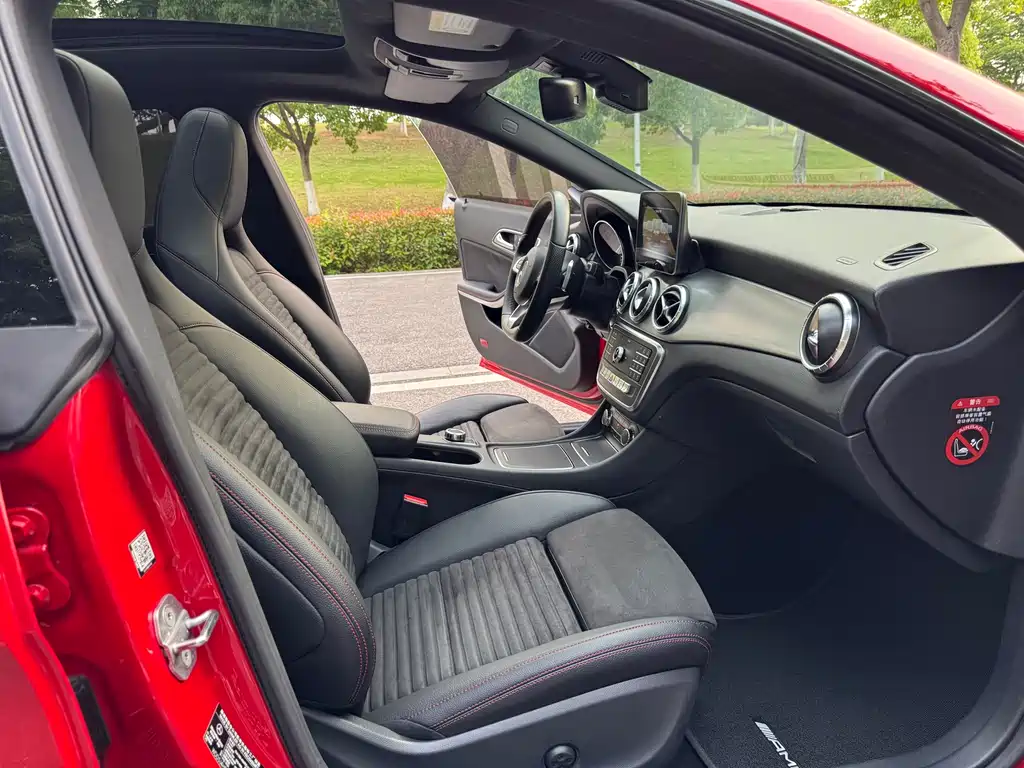 Mercedes-Benz CLA 2018 — фото 11