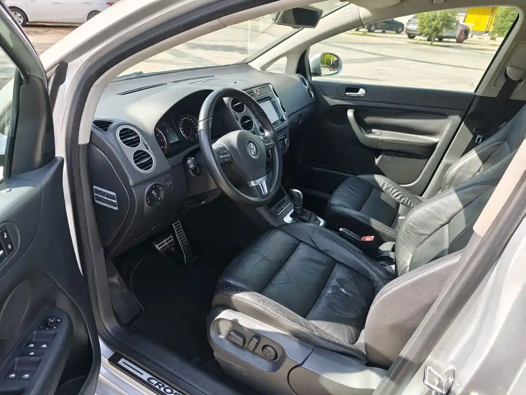 Volkswagen Golf 2014