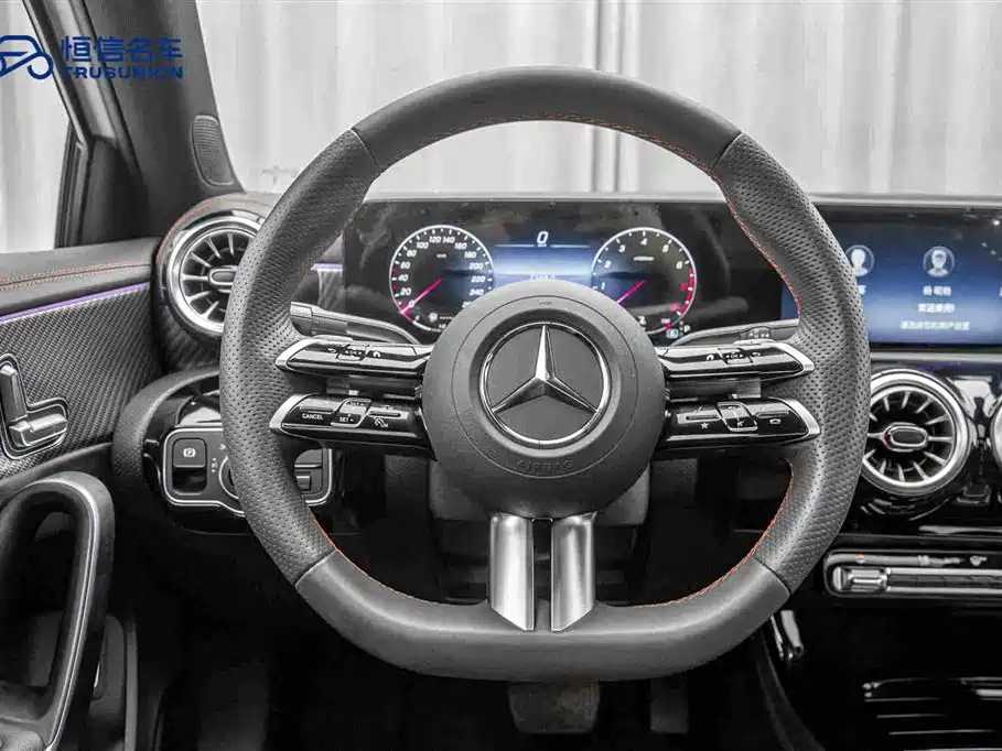 Mercedes-Benz A-Class 2023 — фото 17