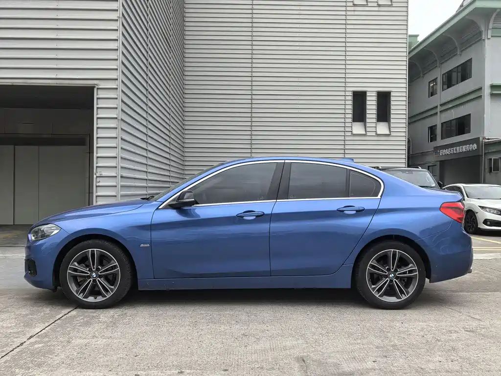 BMW 1 Series 2018 — фото 4