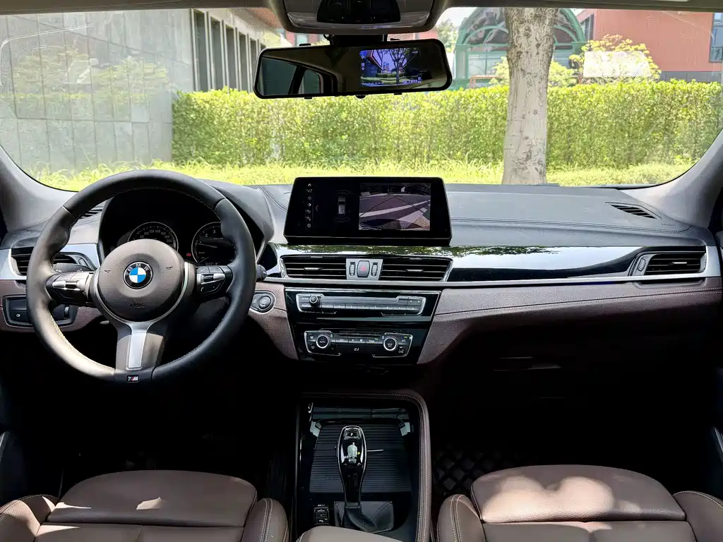 BMW X2 2023 — фото 13