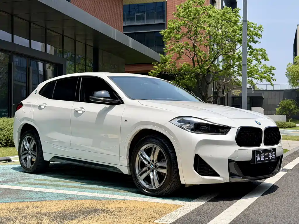 BMW X2 2023 — фото 3