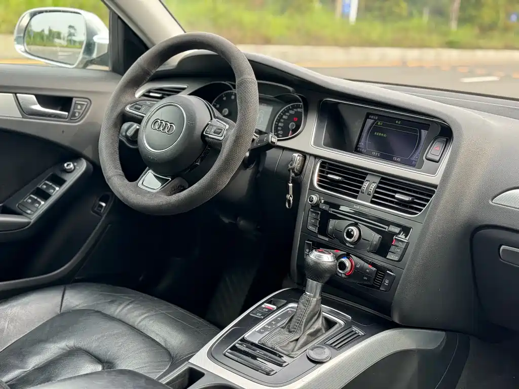 Audi A4L 2014 — фото 18