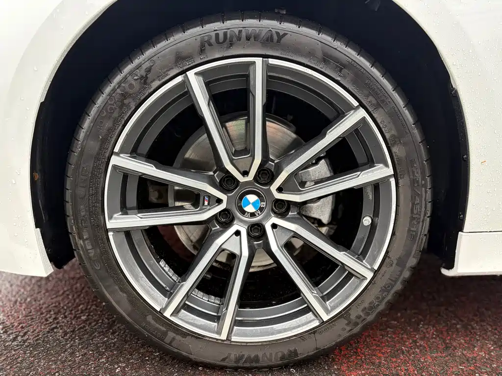 BMW 3 Series 2023 — фото 15