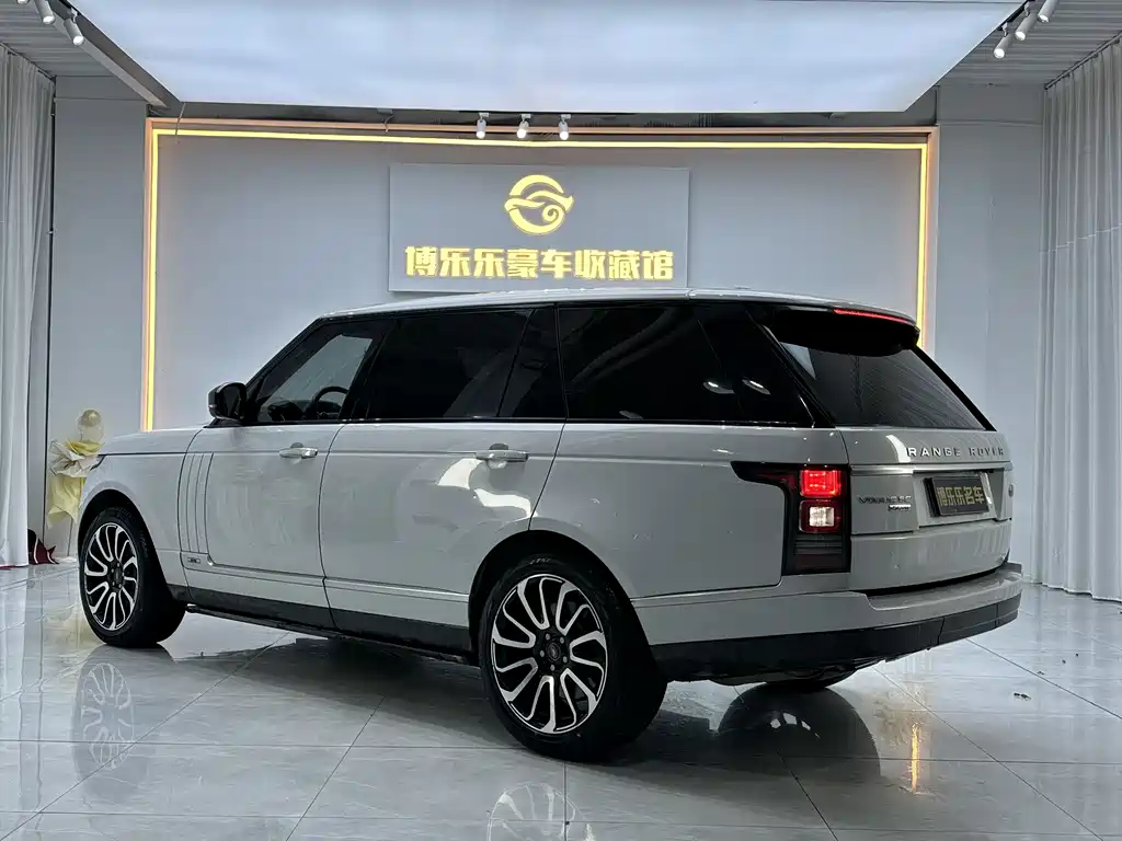 Land Rover Range Rover 2016 — фото 18
