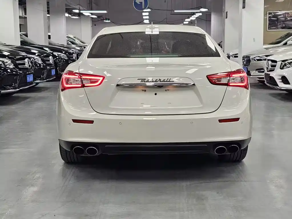 Maserati Ghibli 2014 — фото 13
