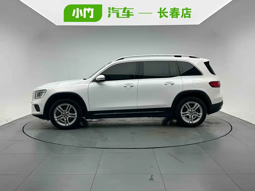 Mercedes-Benz GLB 2021