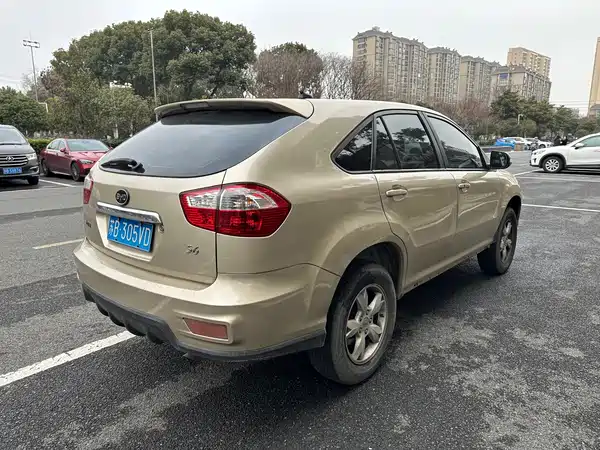 BYD S6 2015