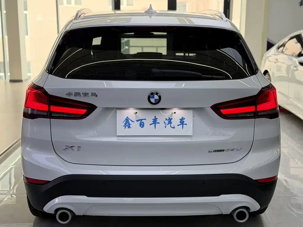 BMW X1 2022 — фото 9
