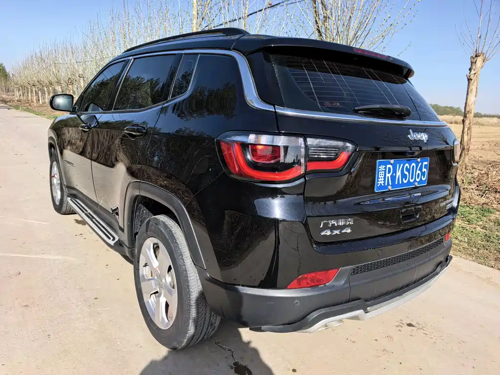 Jeep Compass 2019 — фото 6