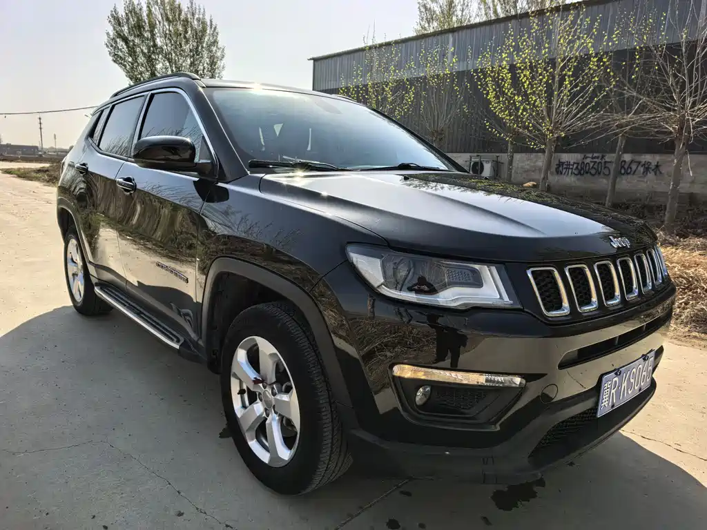 Jeep Compass 2019 — фото 3
