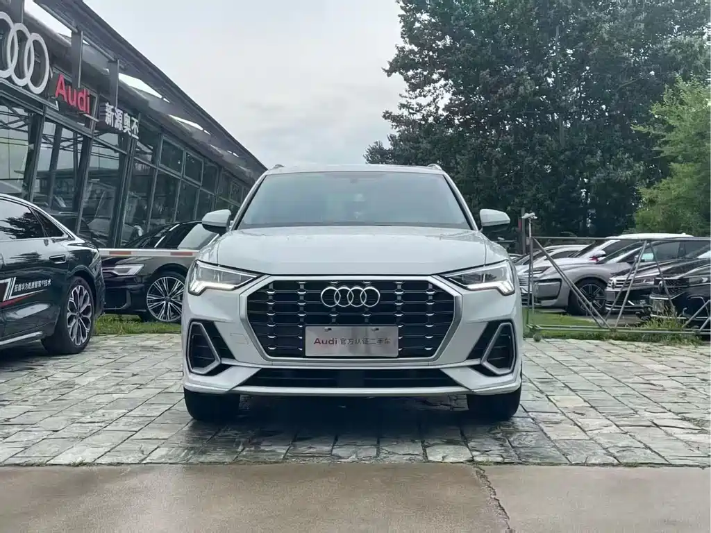 Audi Q3 2023 — фото 2