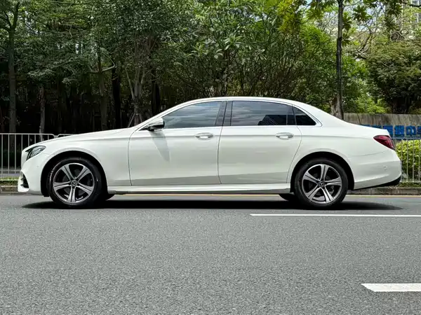 Mercedes-Benz E-Class 2017