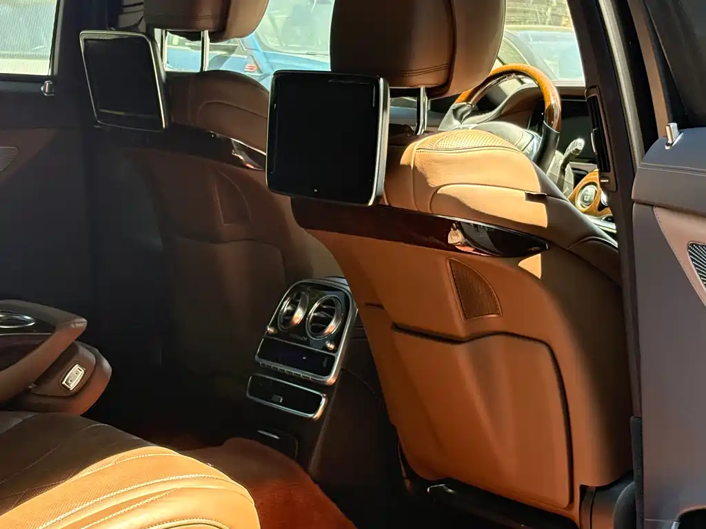 Mercedes-Benz Maybach S-Class 2016 — фото 16