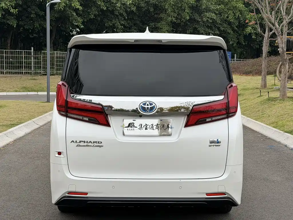 Toyota Alphard 2021 — фото 5