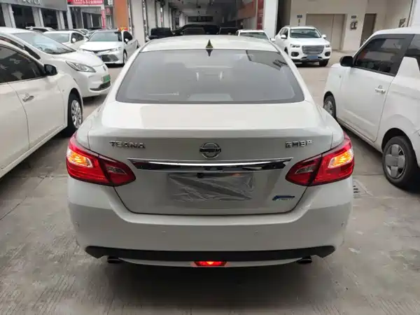 Nissan Teana 2018