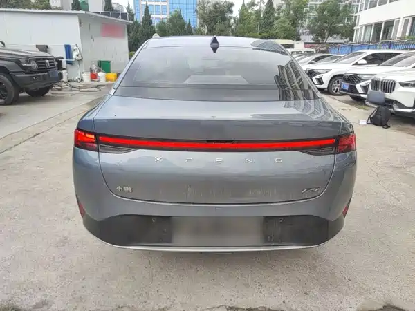 XPeng P5 2022