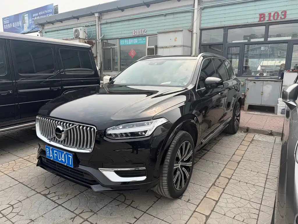 Volvo XC90 2022 — фото 3