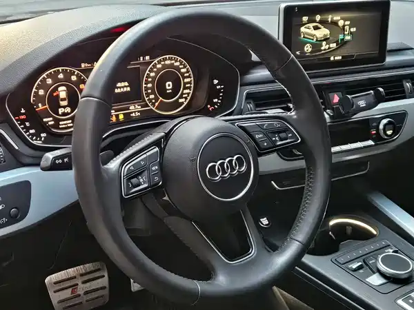 Audi A4L 2019