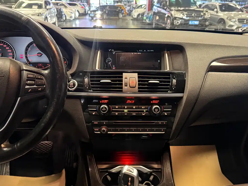 BMW X3 2014 — фото 20