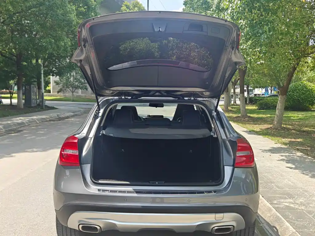 Mercedes-Benz GLA 2016 — фото 16
