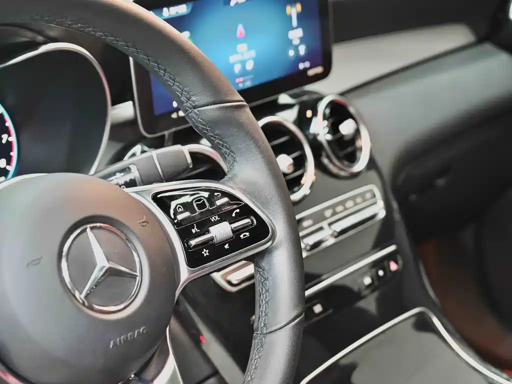 Mercedes-Benz GLC Coupe 2022 — фото 24