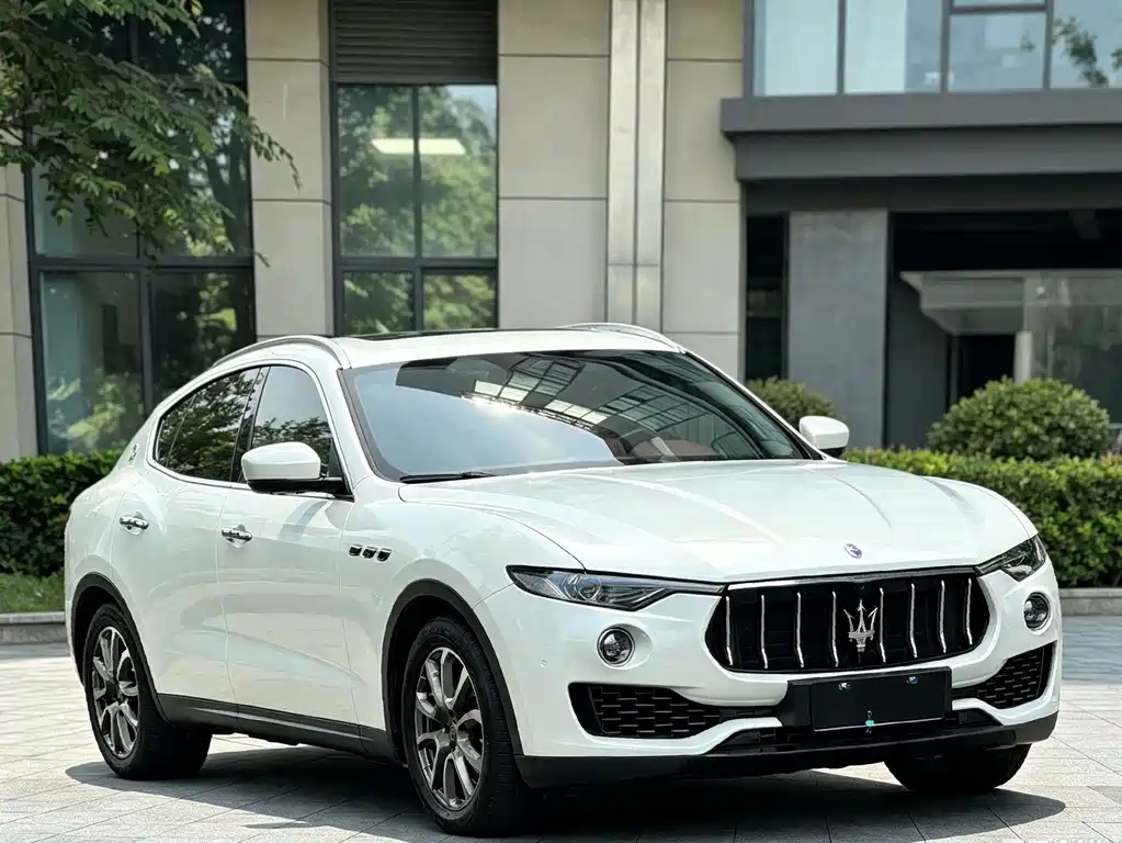 Maserati Levante 2017 — фото 3
