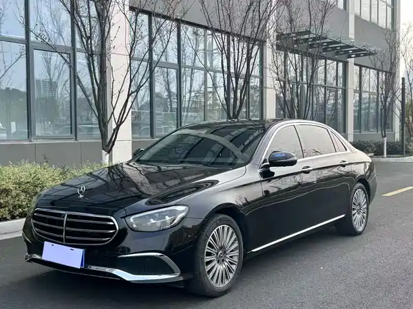 Mercedes-Benz E-Class 2021