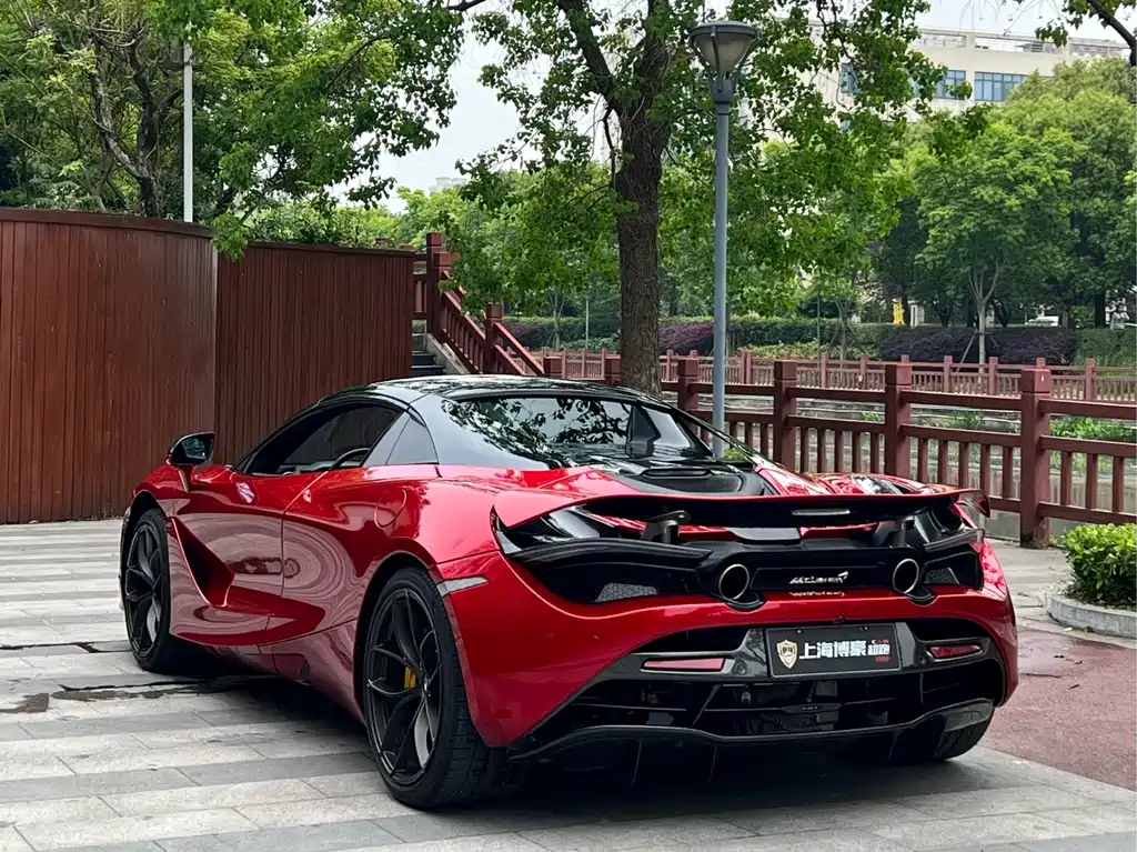 McLaren 720S 2021 — фото 6