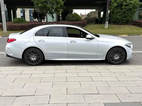 Mercedes-Benz C-Class 2023