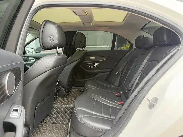 Mercedes-Benz C-Class 2021