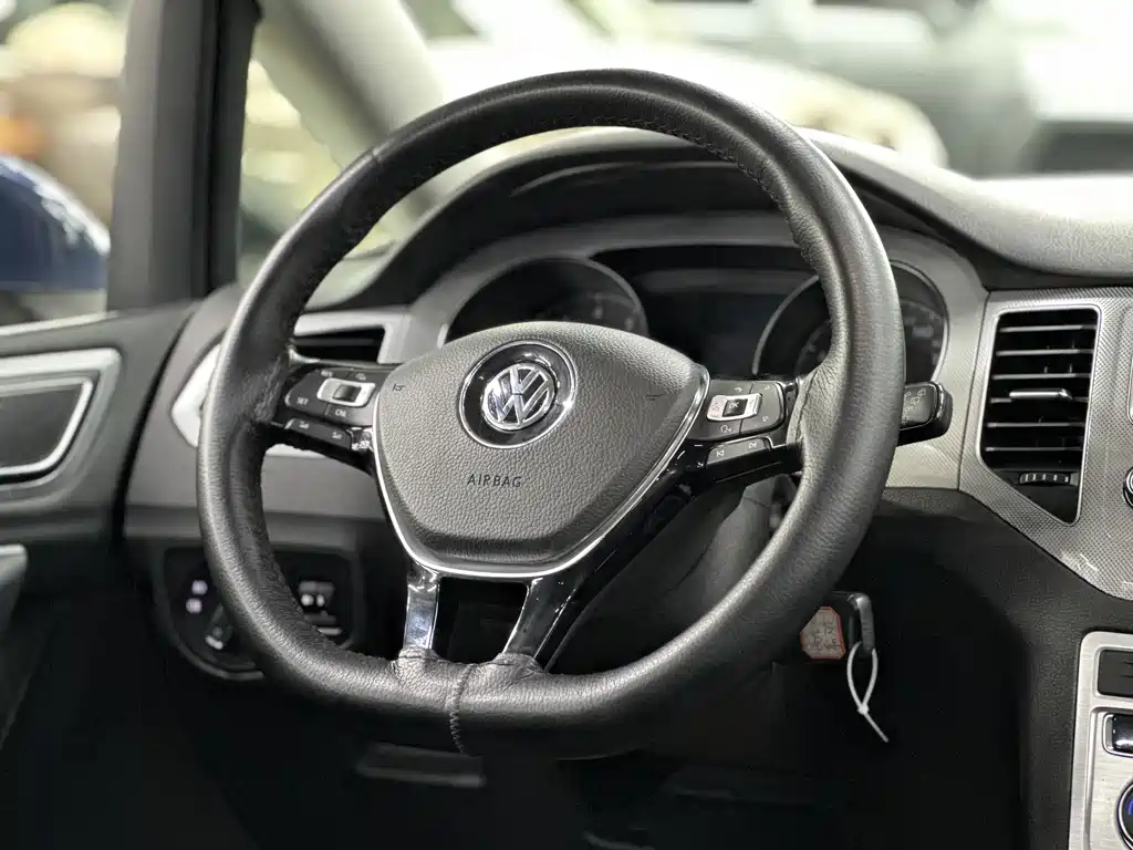 Volkswagen Golf Jialu 2016 — фото 20