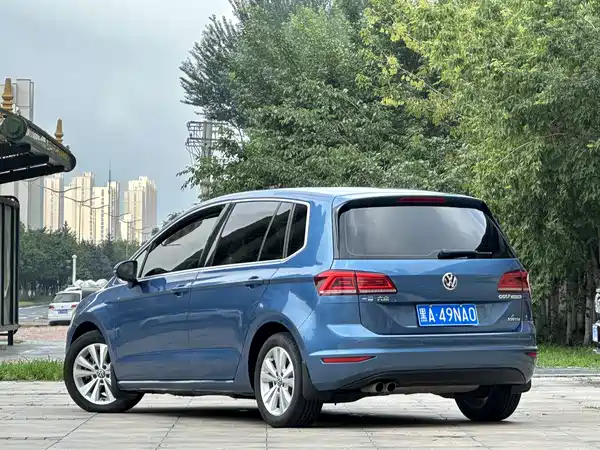 Volkswagen Golf Jialu 2016