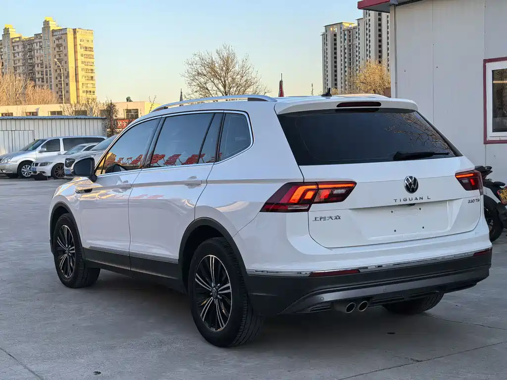 Volkswagen Tiguan L 2021 — фото 6