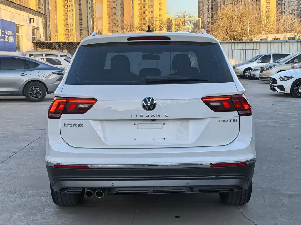 Volkswagen Tiguan L 2021 — фото 5