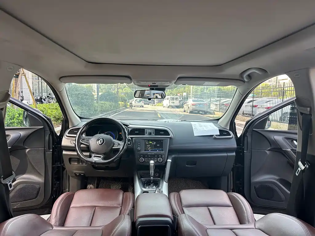 Renault Kadjar 2018 — фото 11
