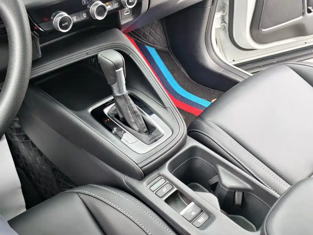 Honda Vezel 2023 — фото 14