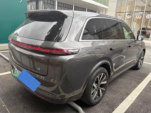 Li Auto L8 2023