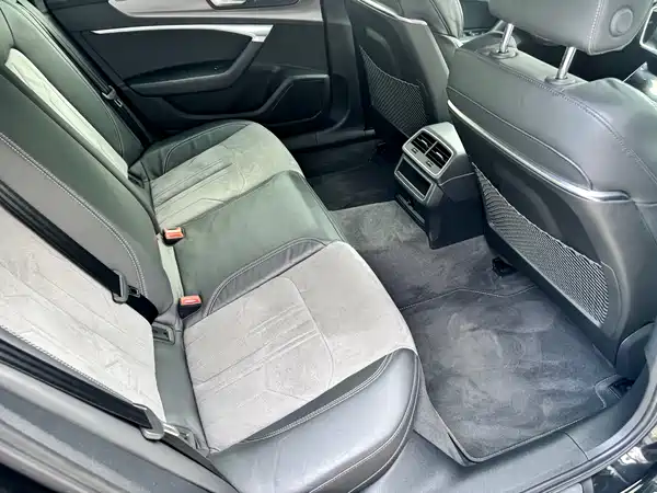 Audi A6L 2020