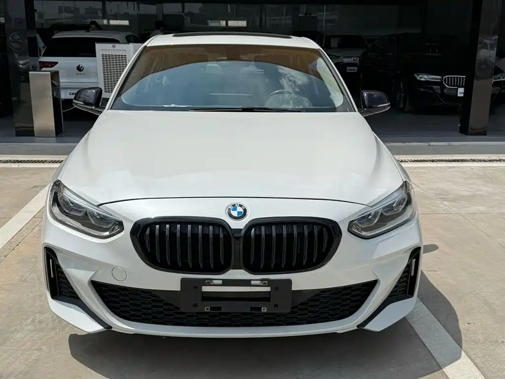 BMW 1 Series 2021
