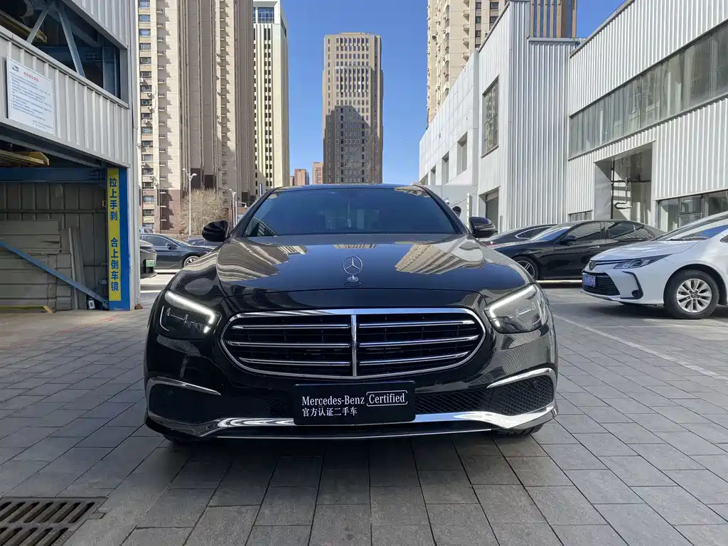 Mercedes-Benz E-Class 2023 — фото 2