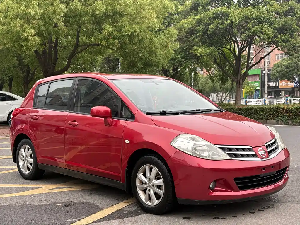 Nissan Tiida 2009