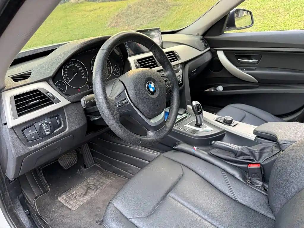 BMW 3 Series GT 2017 — фото 7