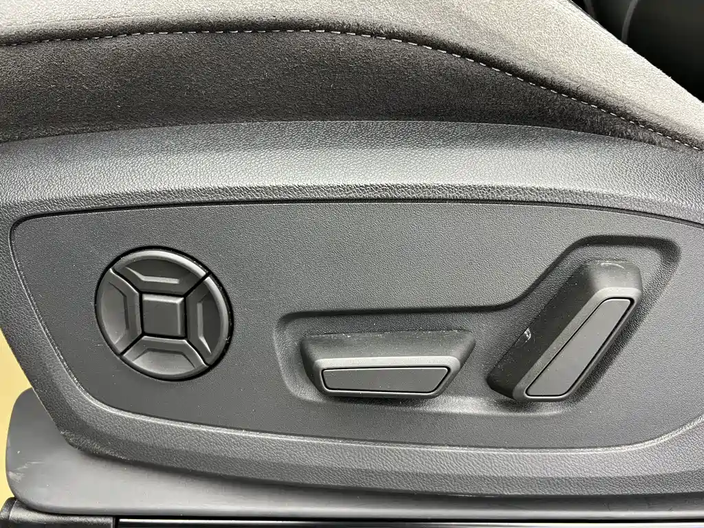 Audi Q3 2024 — фото 16