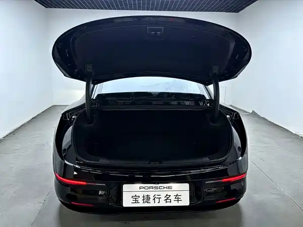 Zeekr 007 2024