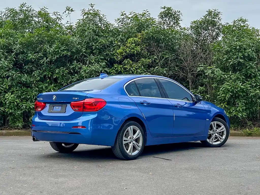 BMW 1 Series 2018 — фото 4