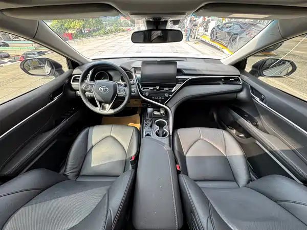 Toyota Camry 2022