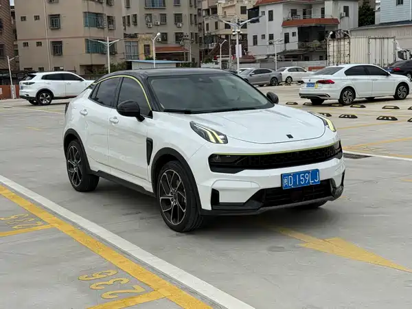 Lynk & Co 05 2020